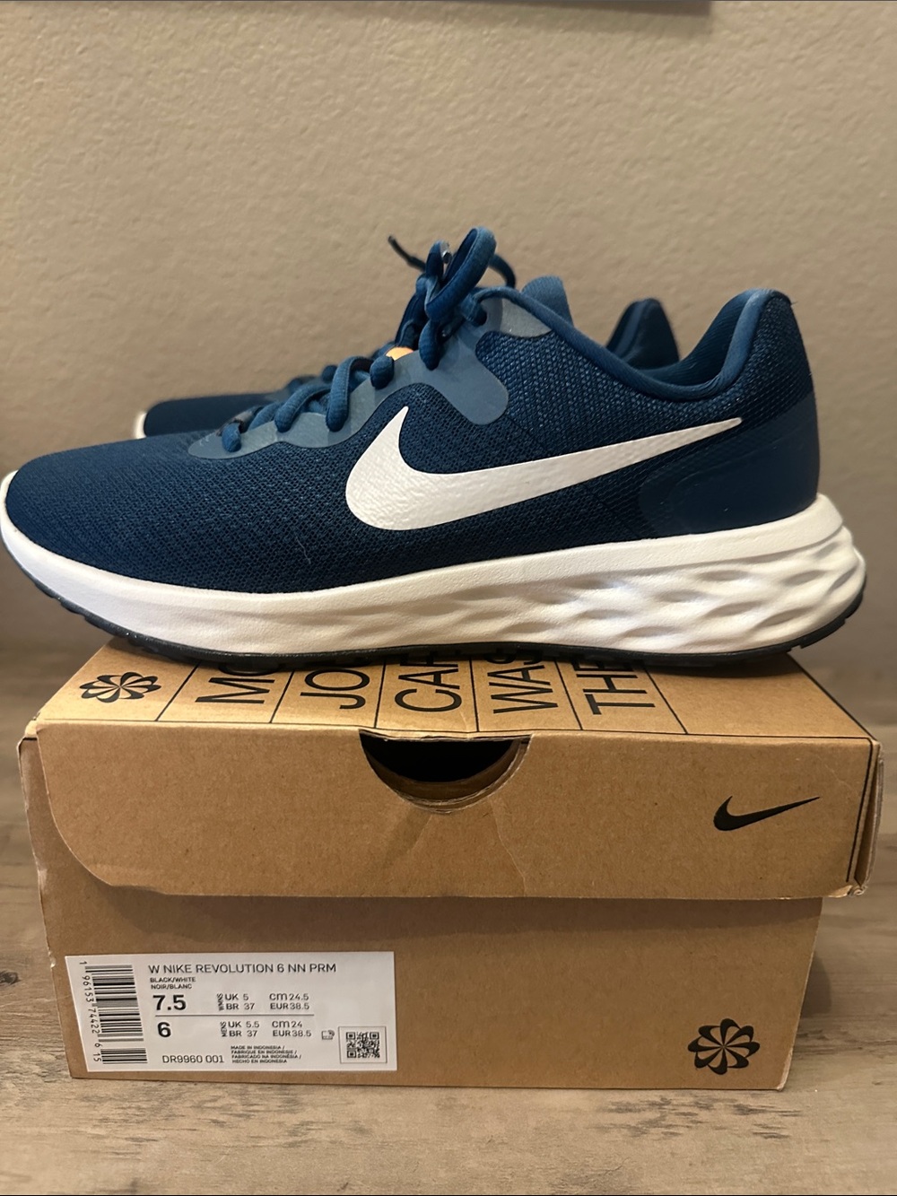 Nike Women’s Revolution 6 Athletic Shoe